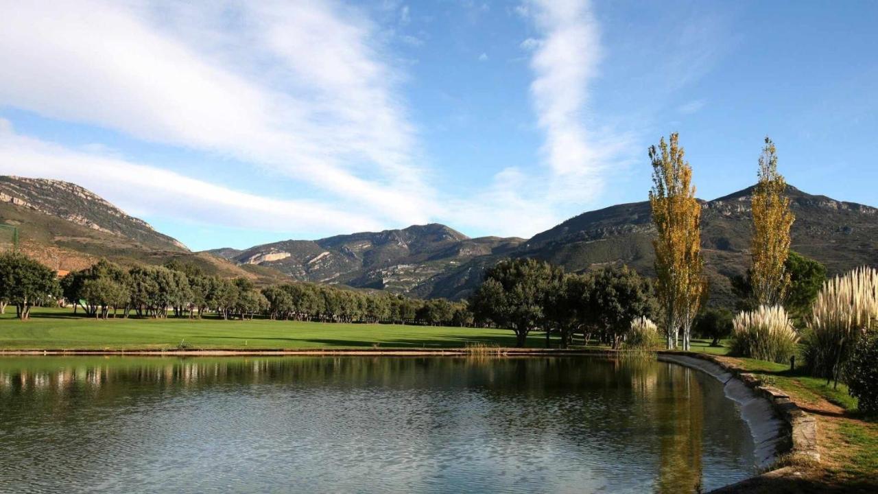 Villa Guara Golf Y Pool Comotucasa Nueno Luaran gambar