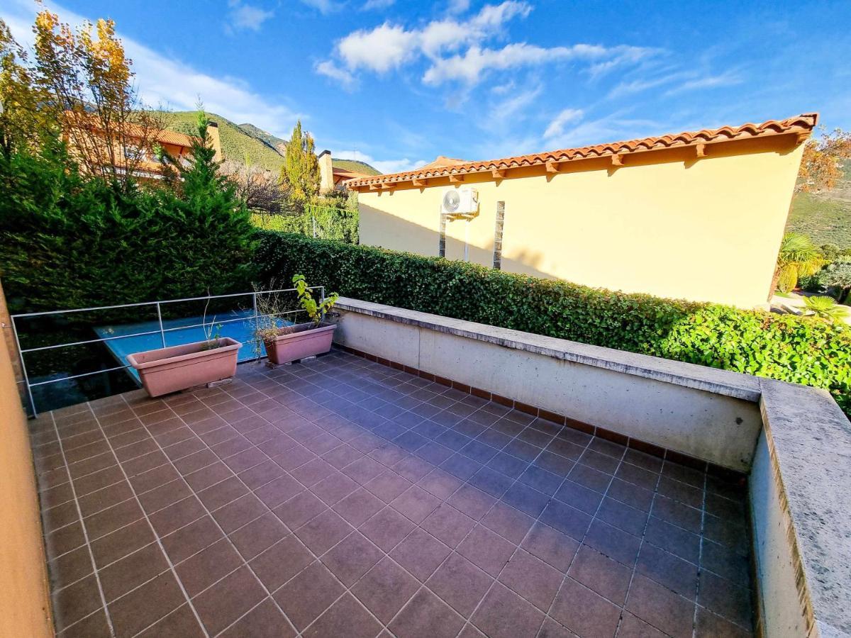 Villa Guara Golf Y Pool Comotucasa Nueno Luaran gambar